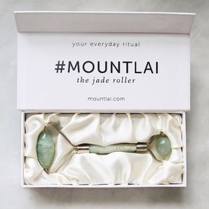 Mount Lai De-Puffing Jade Facial Roller